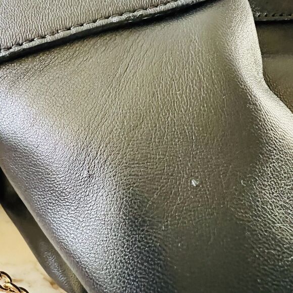 2011 VERSACE for H&M Black Leather Tasche Rouch Studded Gold Chains Charm Bag - Picture 11 of 14